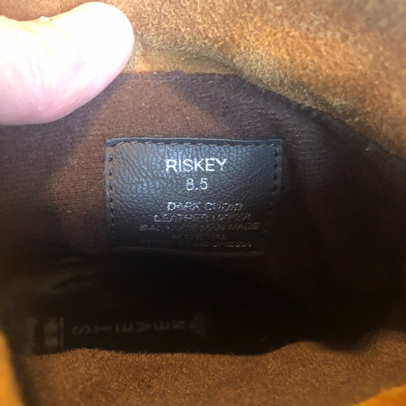 Like new booties - Picture 5 of 5